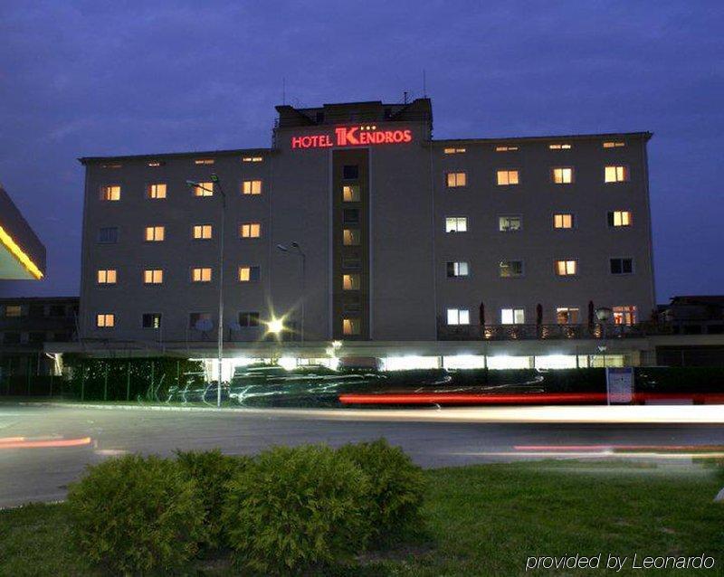 Kendros Hotel Plovdiv Ngoại thất bức ảnh