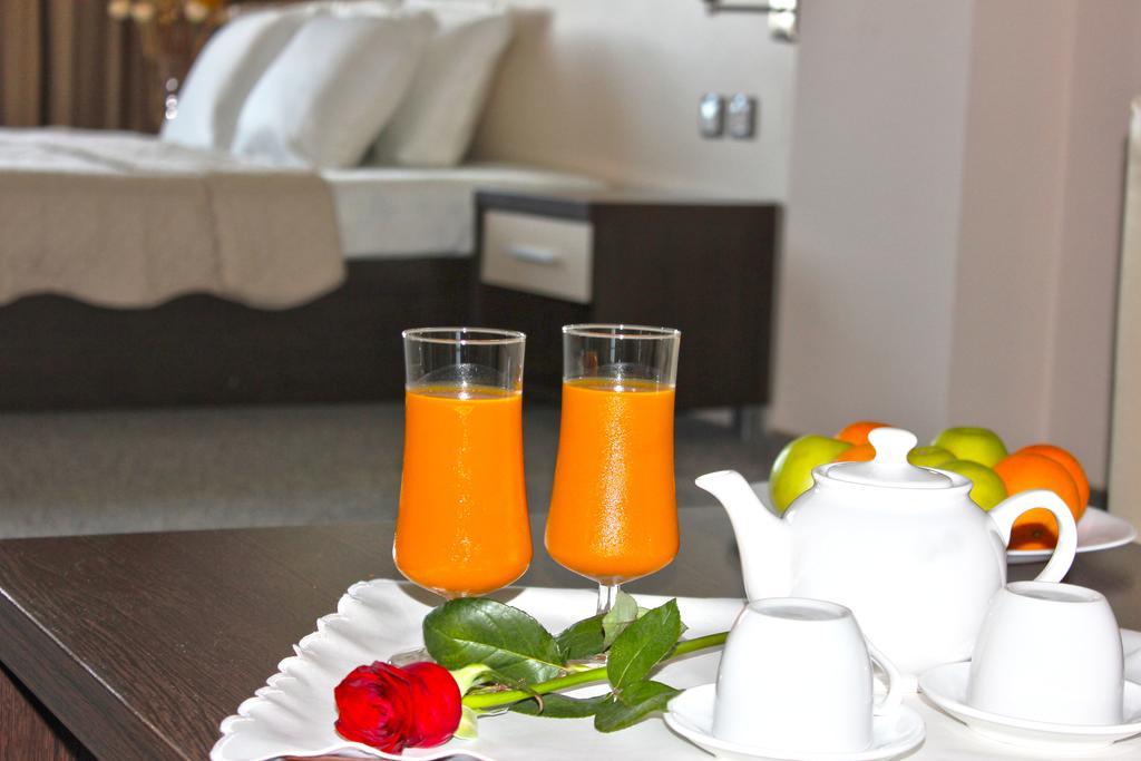 Kendros Hotel Plovdiv Ngoại thất bức ảnh