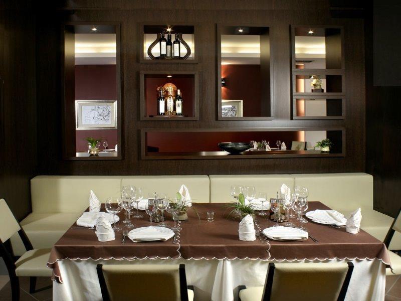 Kendros Hotel Plovdiv Ngoại thất bức ảnh