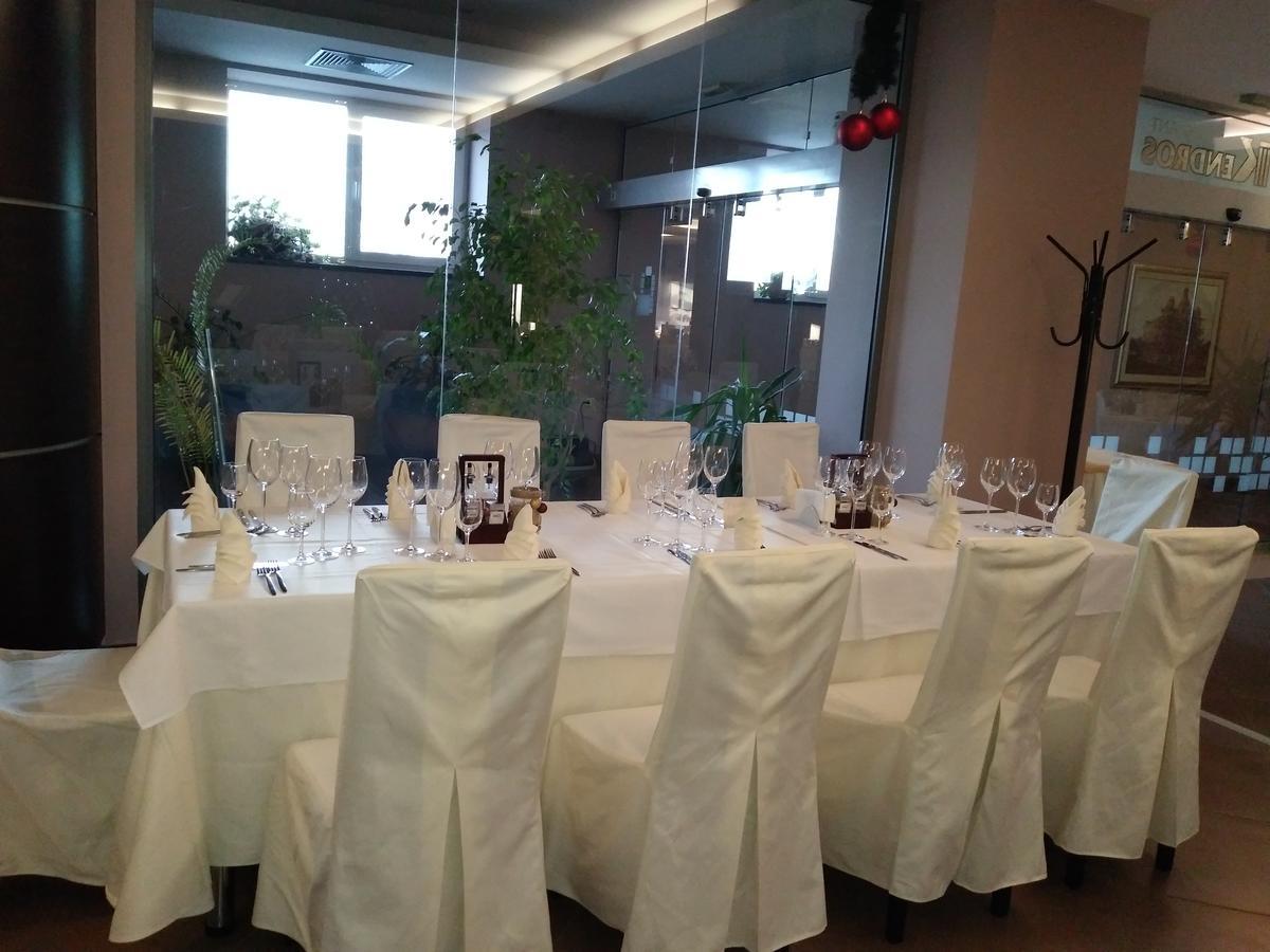 Kendros Hotel Plovdiv Ngoại thất bức ảnh