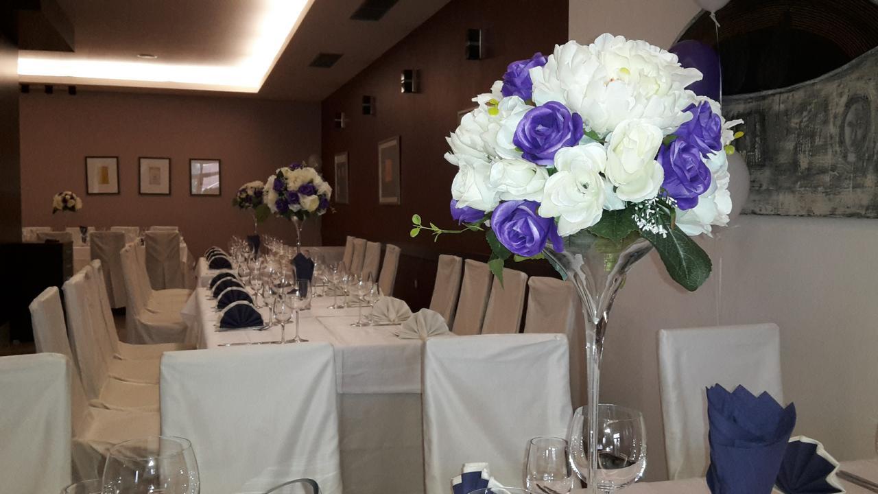 Kendros Hotel Plovdiv Ngoại thất bức ảnh
