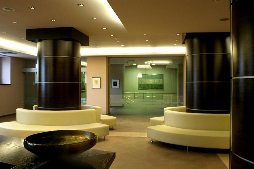 Kendros Hotel Plovdiv Ngoại thất bức ảnh